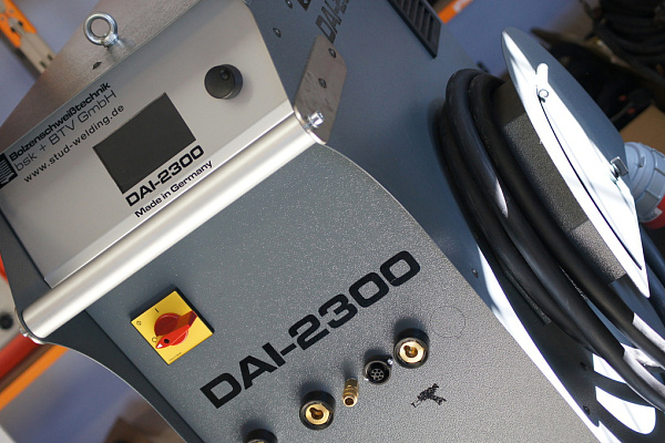 DAI-2300 аппарат для приварки шпилек вытянутой дугой